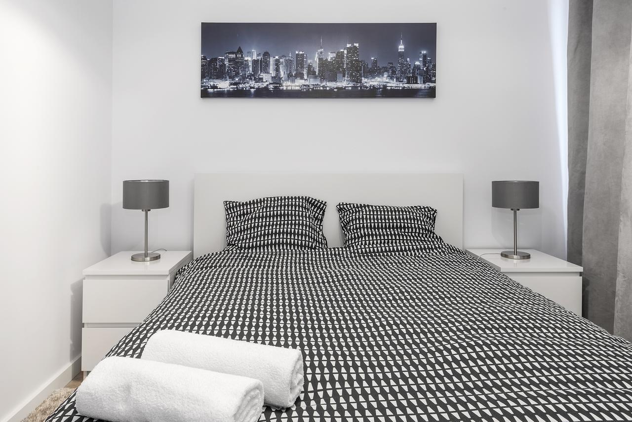 Executive Suites Moduo Warschau Buitenkant foto