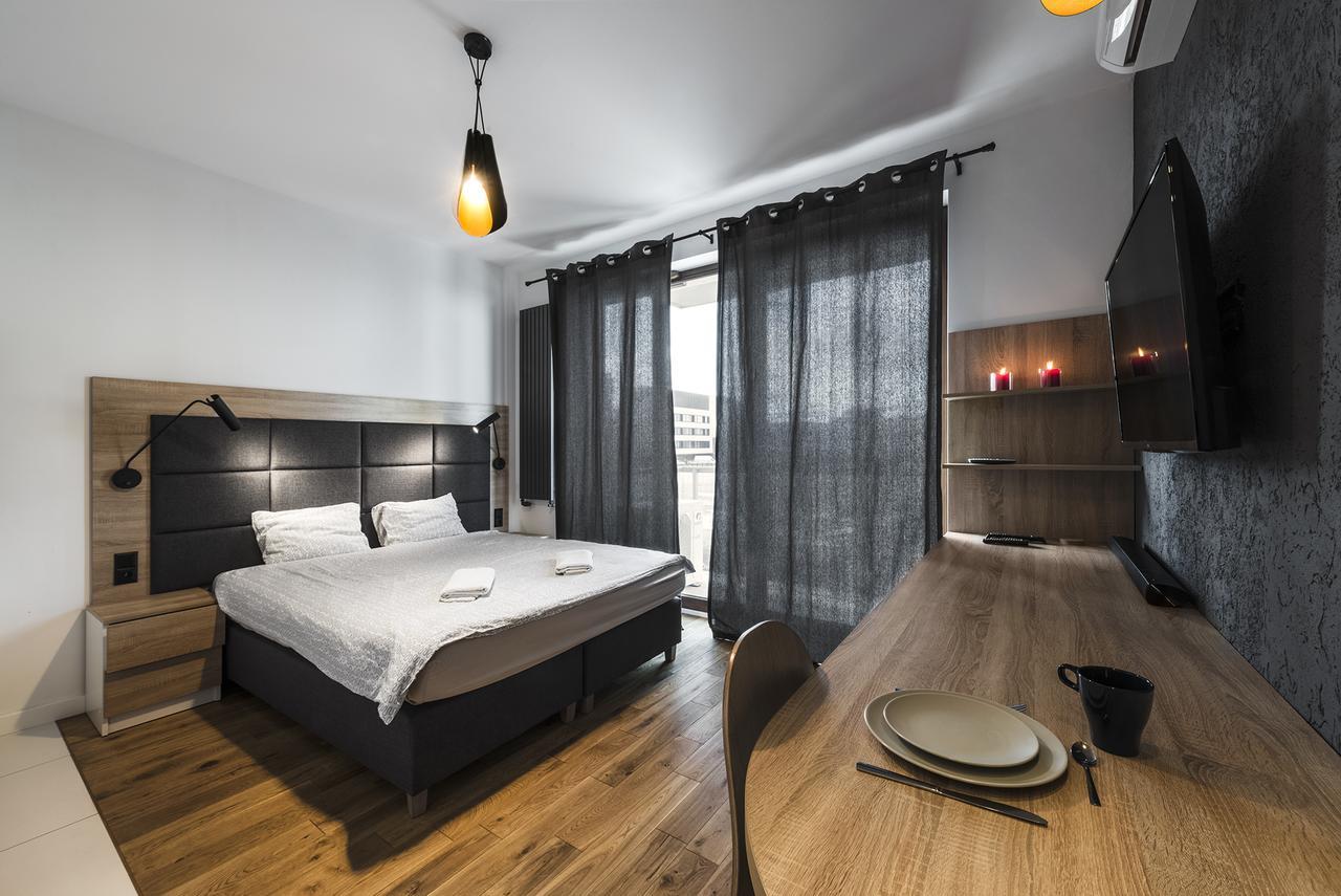 Executive Suites Moduo Warschau Buitenkant foto